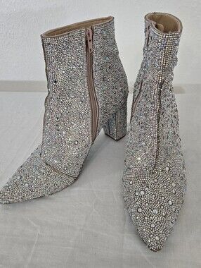 Betsey Johnson Cady Dazzling Silver Rhinestone Ankle Boots Rodeo Party, size 9M